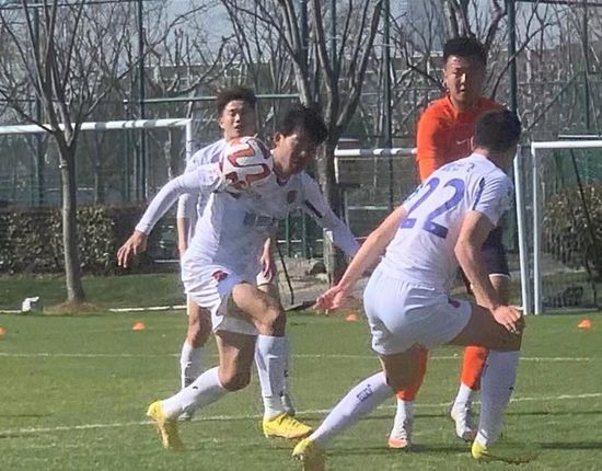 ;这是最令我印象深刻的真人版公主电影，;藏不住的惊喜和精彩